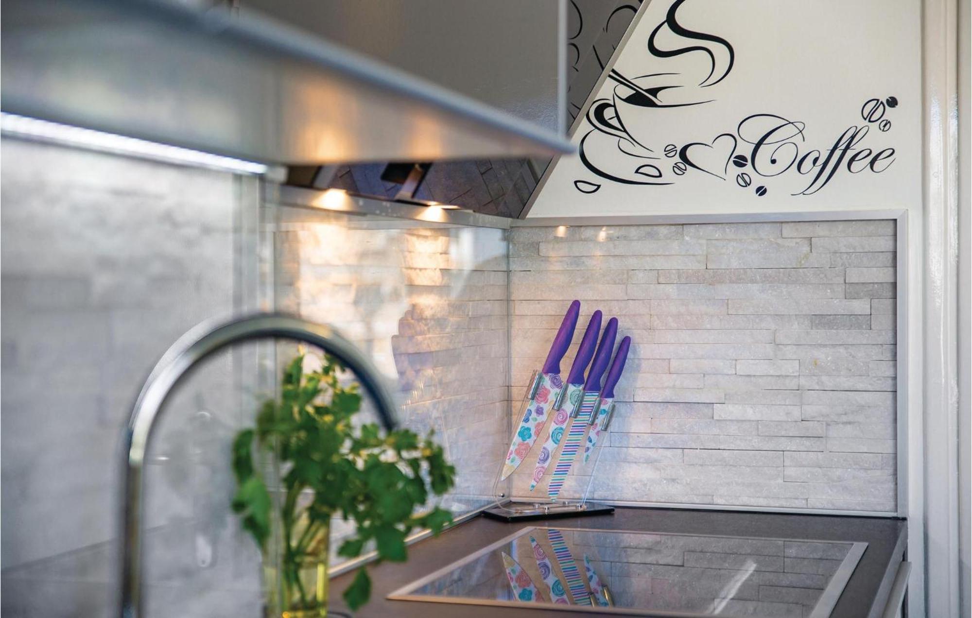 Gorgeous Apartment In Rijeka With Wifi Kültér fotó